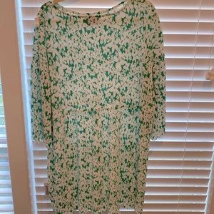 Green floral shift dress